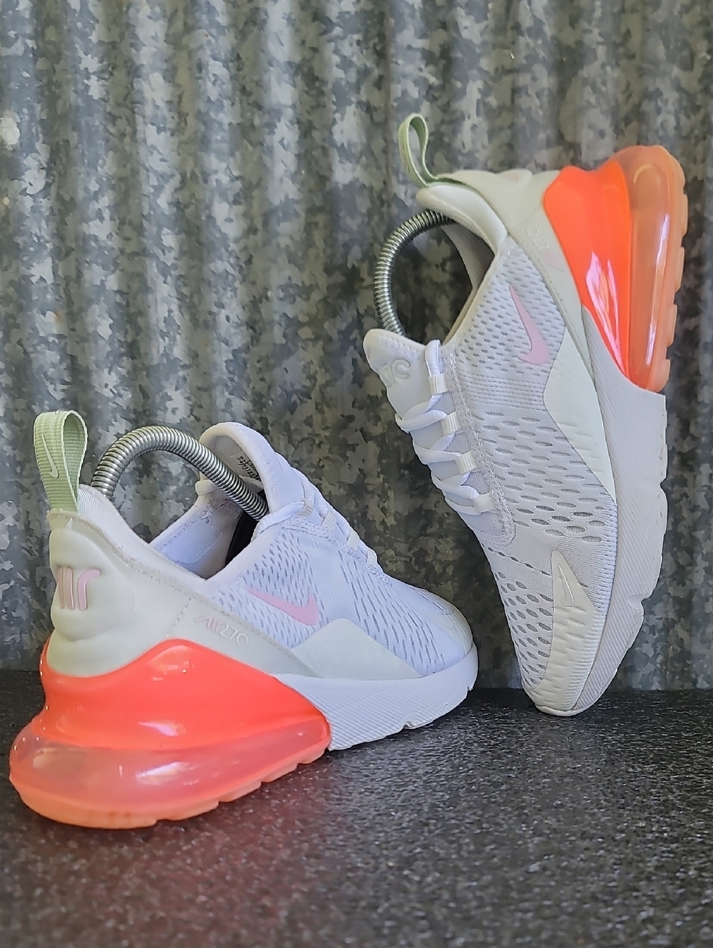 Pink Nike Air Max 270 "White Honeydew/Pink Foam/Coral" Wmns 7.5 Great Condition